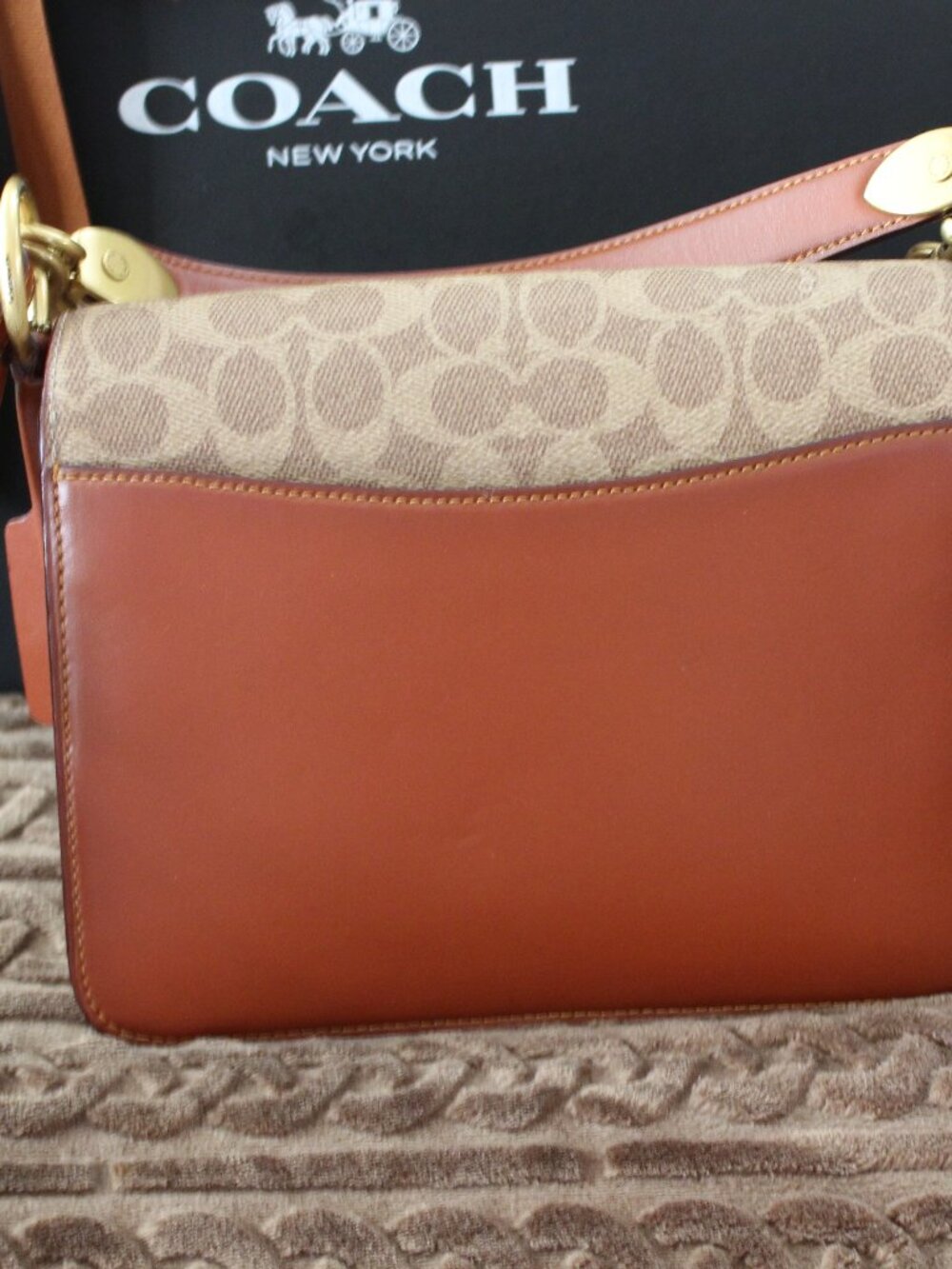 Coach Signature Carriage Coated Canvas Beat Shoulder Bag Tan/Brown Rust - Picture 2 of 12